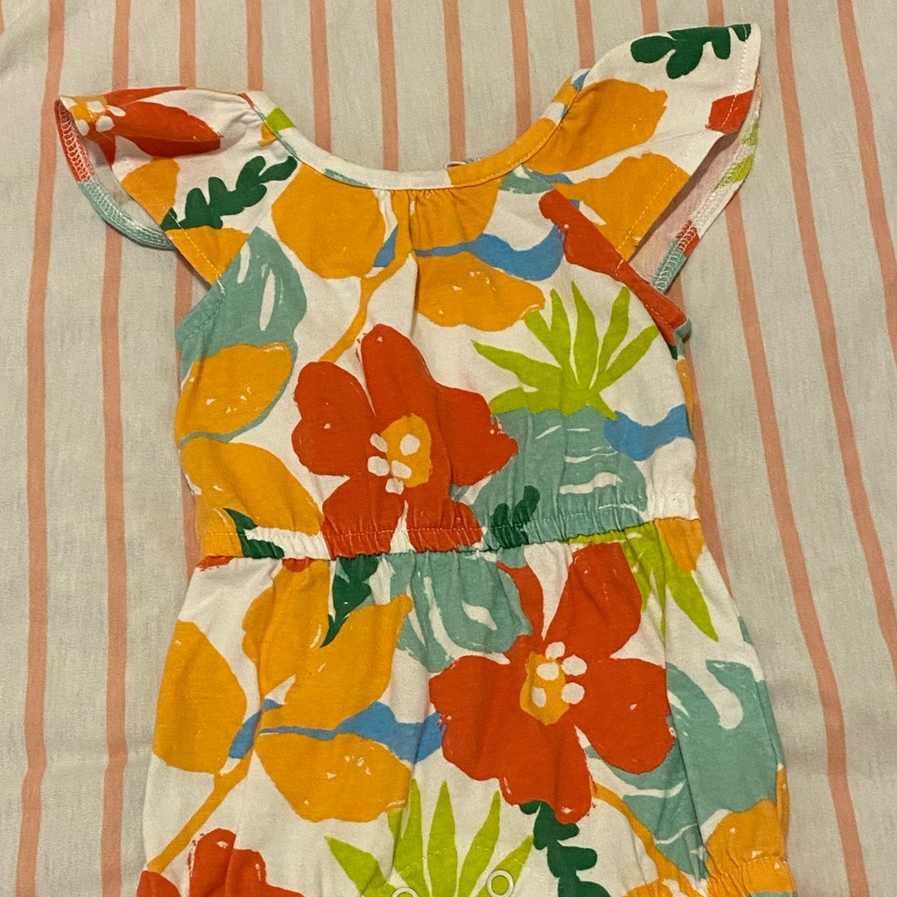 Carters girls romper